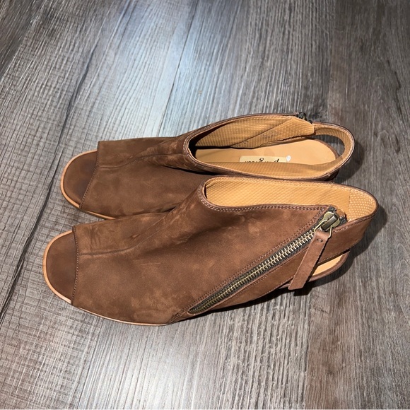 Paul Green Women's Brown Soft Leather Peep Toe 3in High Heel Sandals Size 7. - Picture 4 of 6